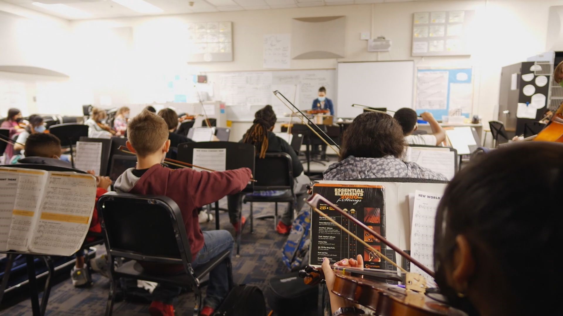 Newburg Middle School orchestra director honored with Excel Award