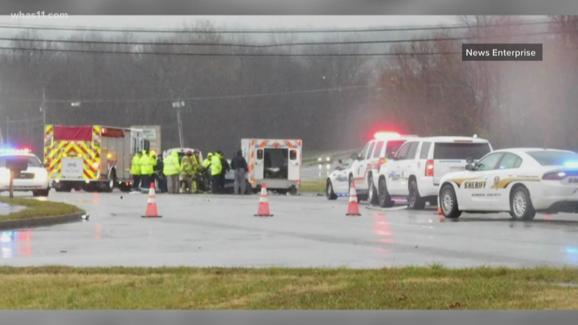 2 dead in Elizabethtown crash