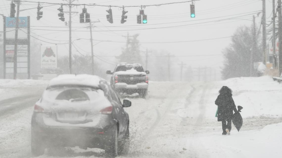 Polar vortex brings snow, bitter cold to Kentucky this weekend | whas11.com
