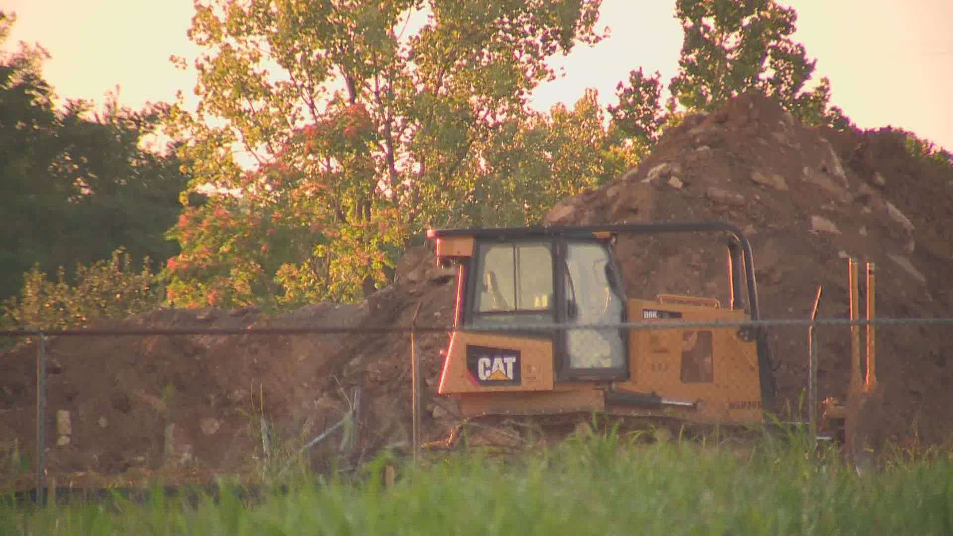 SI Ready Mix has already started clearing ground on Aiken Road near Lake Forest and will complete construction if given a permit to do so.