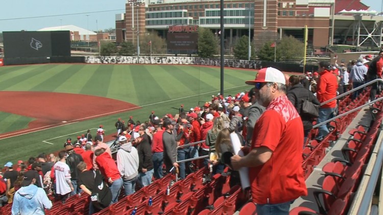Louisville Cardinals baseball stadium evacuated after bomb threat, game  goes on