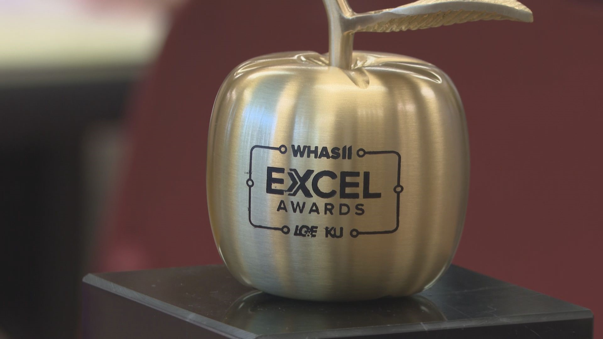 The WHAS11, LG&E and KU ExCel Award recognizes teachers who go above and beyond in their classrooms.
