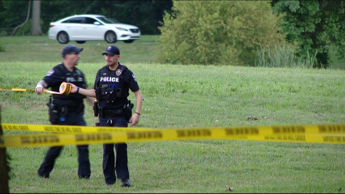 Man shot after shooting at officers at Shawnee Park: LMPD - Vimarsana News