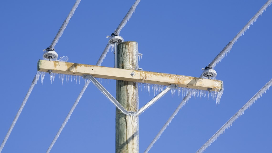 Kentucky winter storm What to do if you lose power, charge phone
