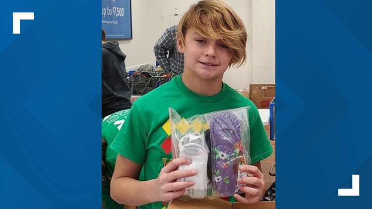 Southern Indiana 12-year-old collects 3,000 pairs of socks for those in need this winter