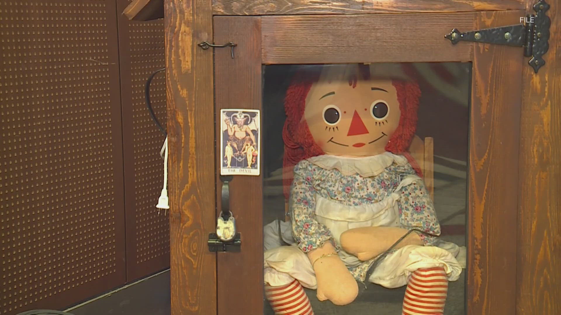 At least a dozen artifacts from Ed and Lorraine Warren’s occult museum are coming to Kentucky.
