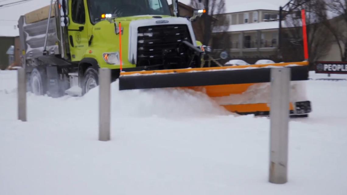 'It's a marathon, not a sprint': Southern Indiana battles inches of snowfall