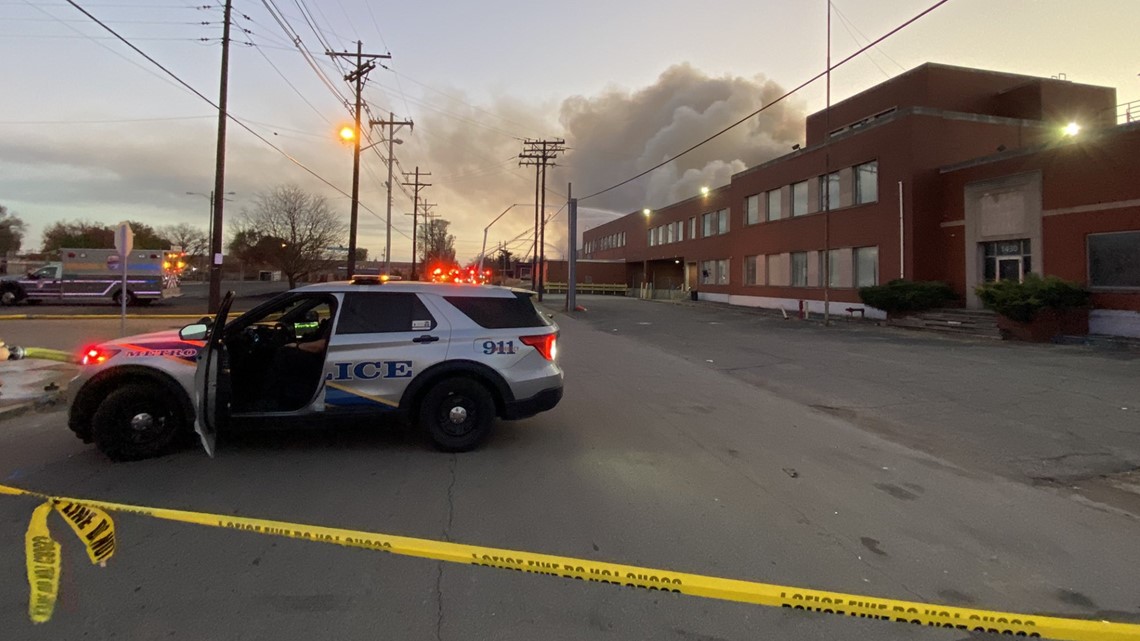 A warehouse in Louisville's Park Hill neighborhood is on fire - Vimarsana News