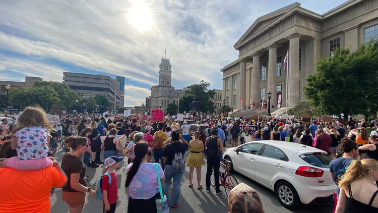 PHOTOS | Louisville protests SCOTUS decision overturning Roe v. Wade