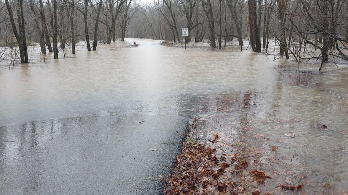 Many roads closed in Kentucky due to flooding | county-by-county list