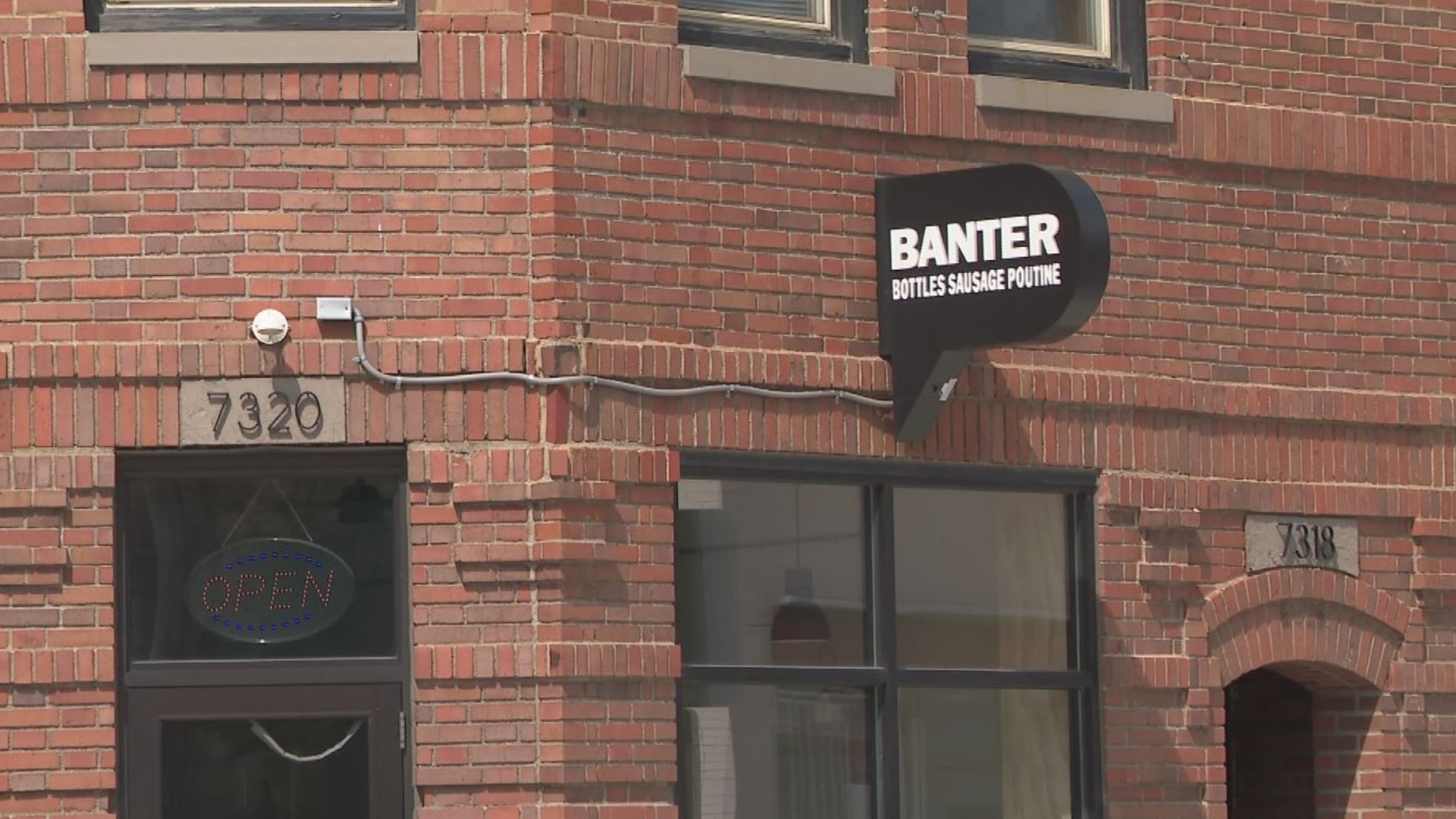 Banter makes Food Network's 'Best Sandwiches in America' | whas11.com