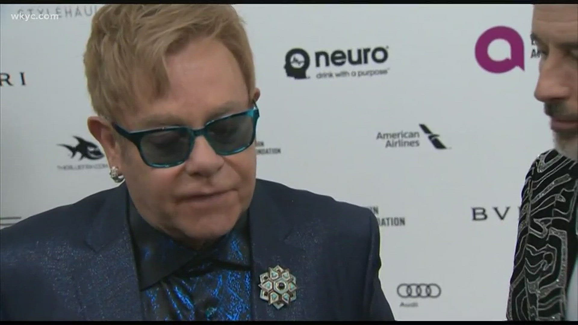 Elton John announces farewell yellow brick road tour