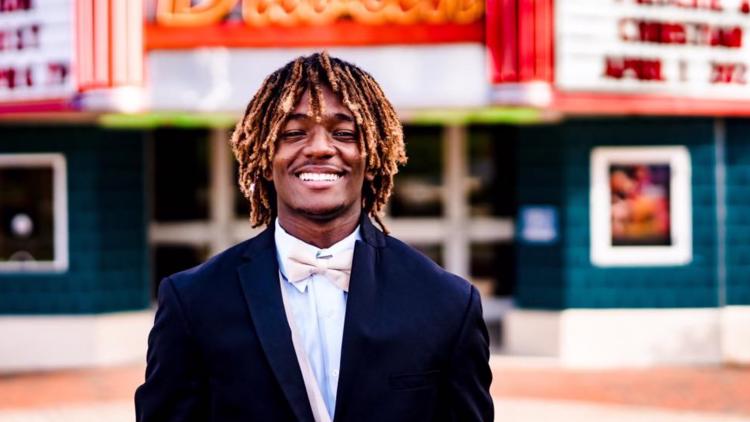 'It's been a lot': This Georgia teen was shot by the man who killed his mom, now he is set to graduate
