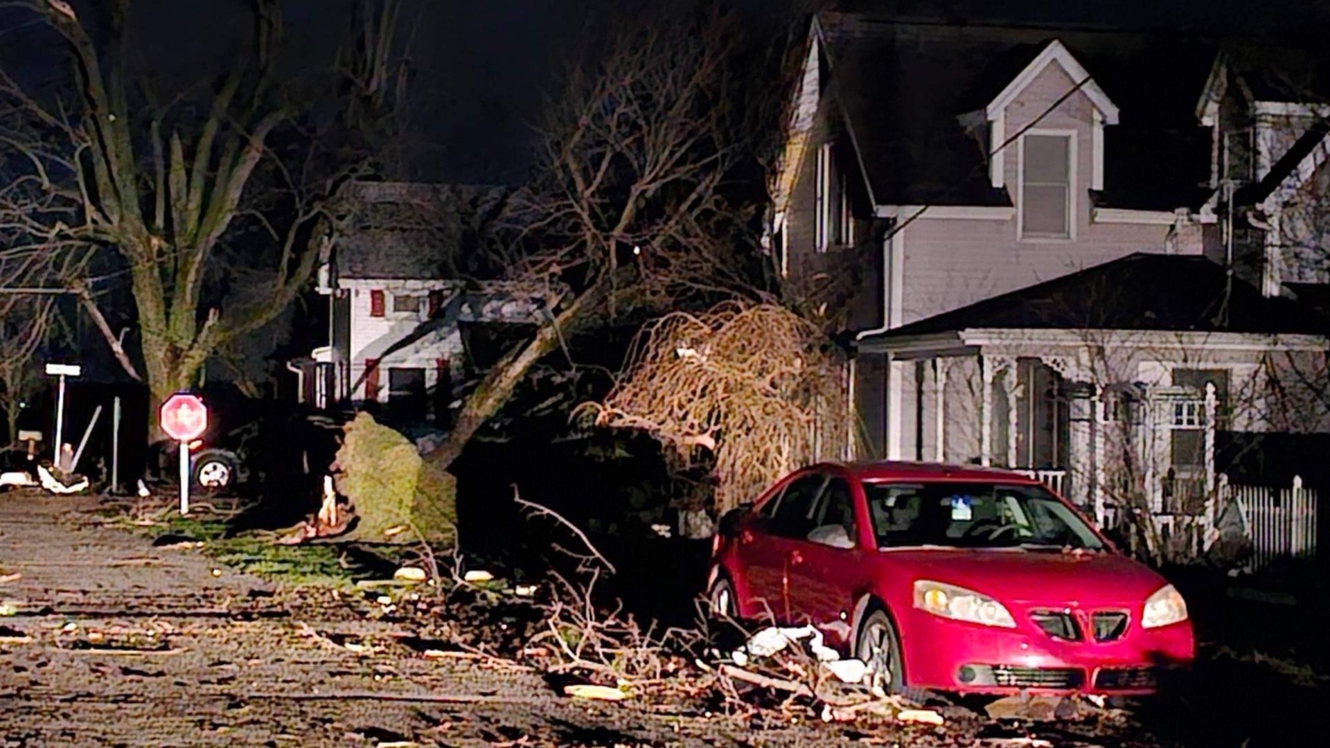 NWS: At least 10 tornadoes across central Indiana Friday night | whas11.com