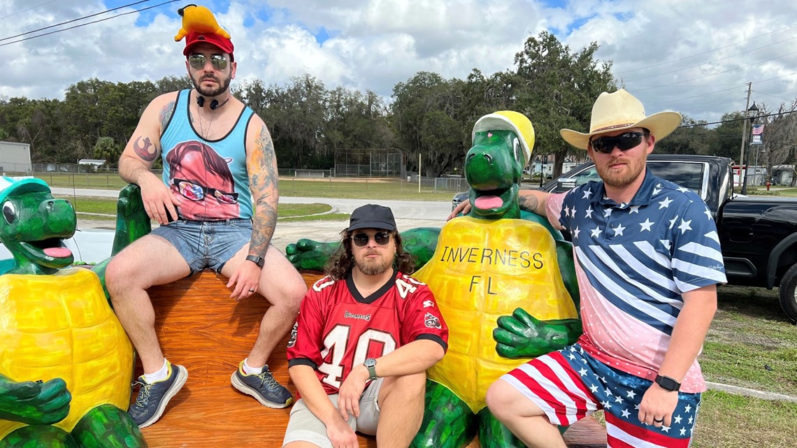 Tank-topped competitors gear up for Florida Man Games - Vimarsana News