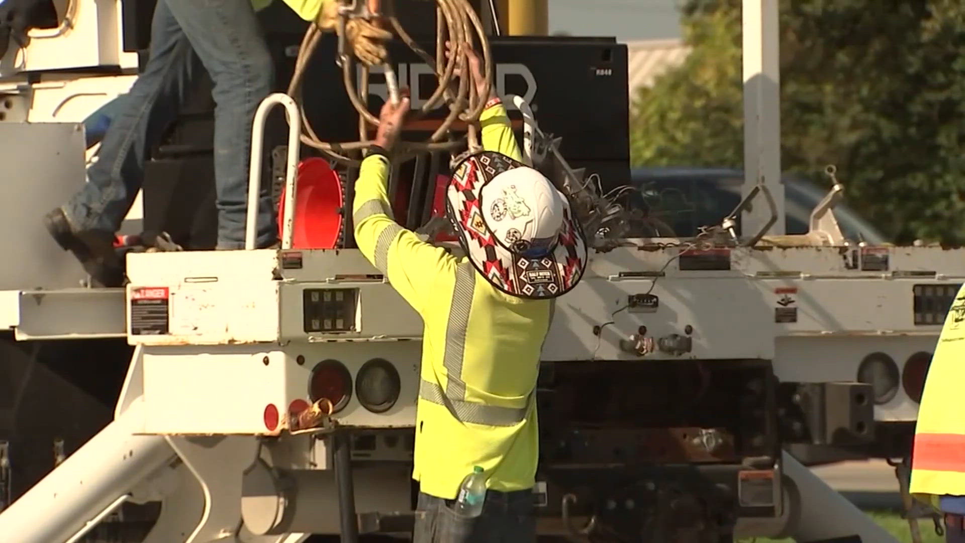 Thousands of Gary, Indiana residents still without power after 11 days