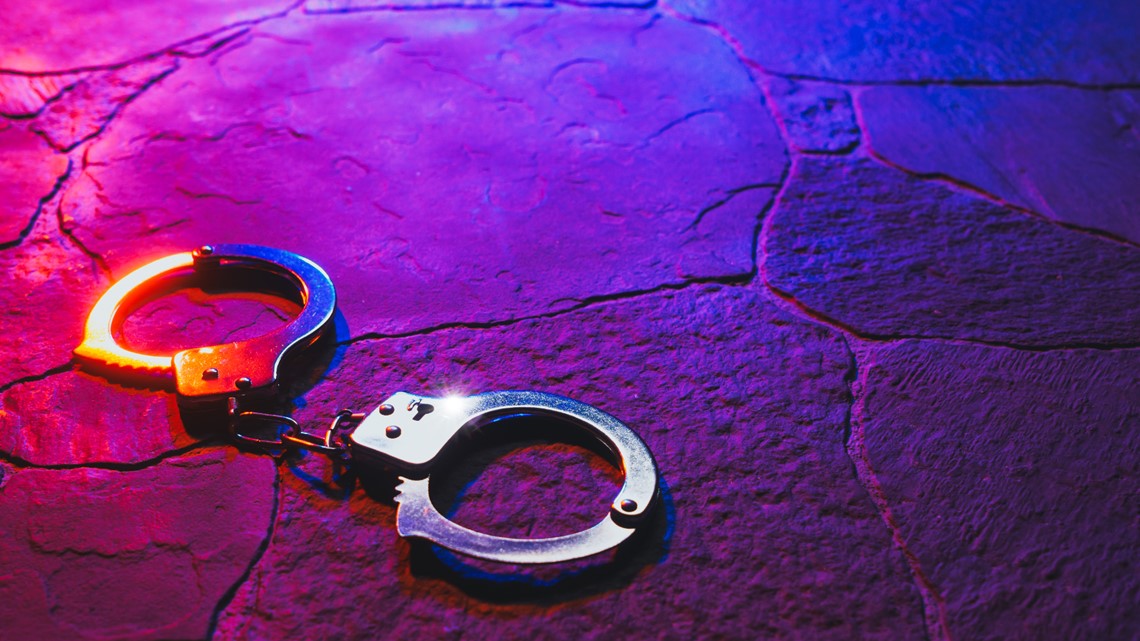 Terre Haute man arrested after allegedly leading police on car chase ...