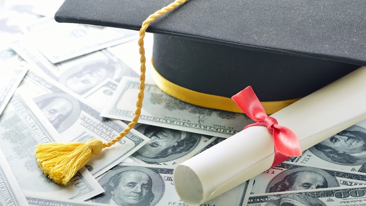 FTC warns of scammers taking aim at new student loan forgiveness