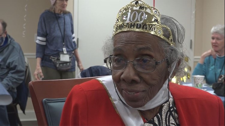 Florida woman turns 100 years old in style