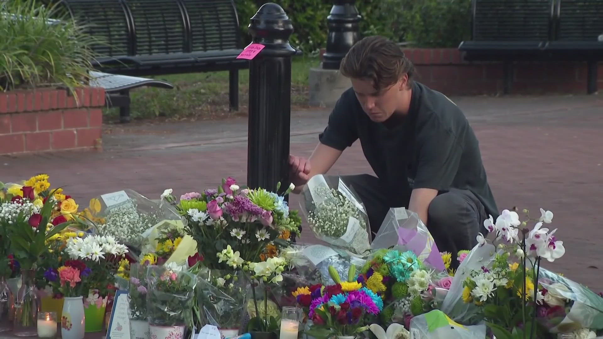 FSU student return to class four days after school shooting killed two ...