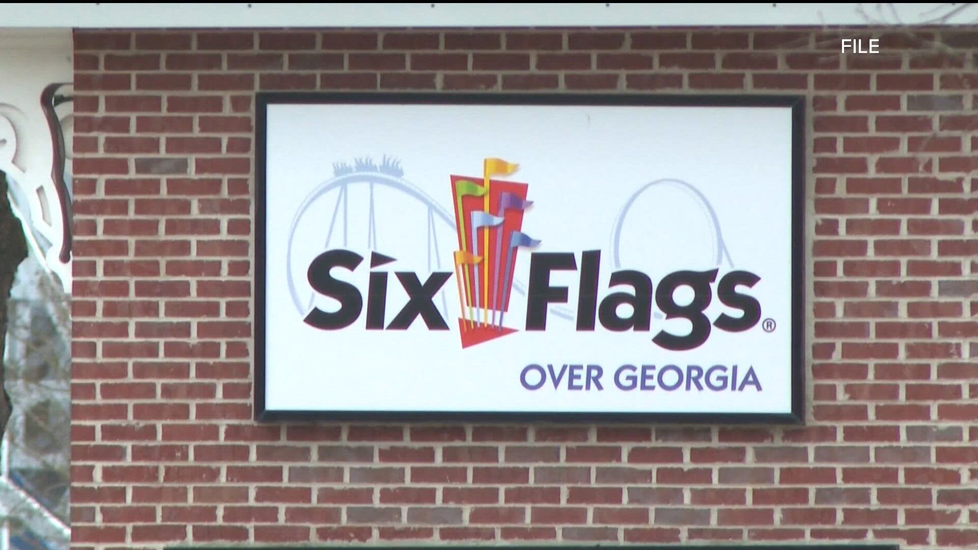 Crisis expert urges Six Flags to answer questions after fatal roller coaster fall in Georgia
