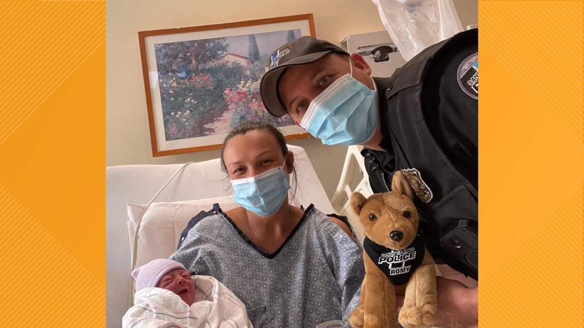 Police officer helps woman deliver baby on side of road - Vimarsana News